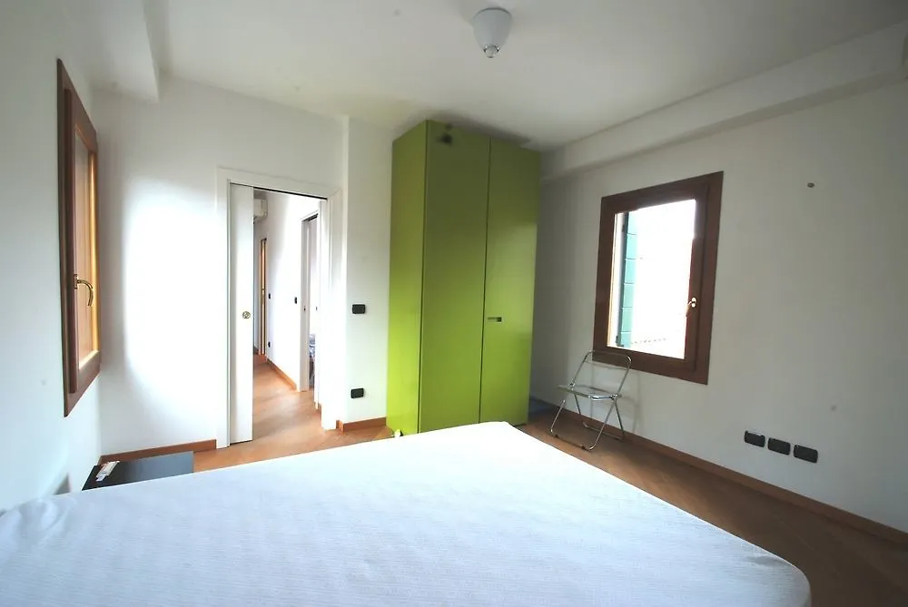 Apartments In البندقية